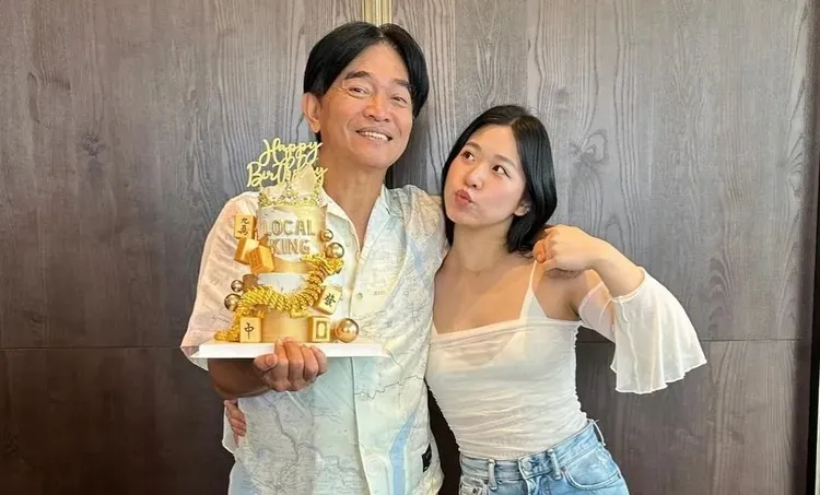 昨天是吳宗憲62歲生日，小女兒Olivia送上麻將蛋糕。翻攝Olivia的IG