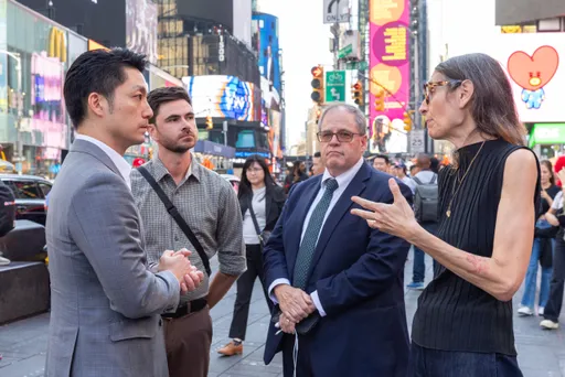 打卡時代廣場!蔣萬安訪美拜會紐約交通局