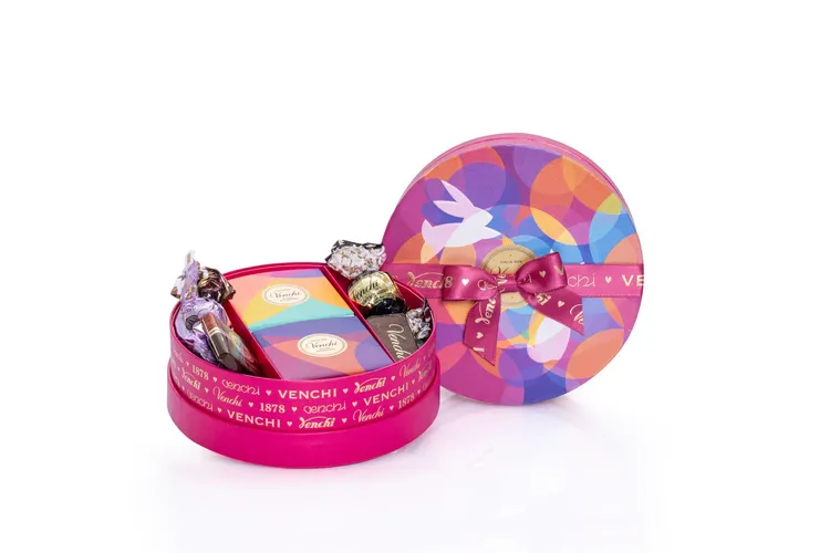 Venchi中秋巧克力月餅圓型禮盒，1580元。品牌提供