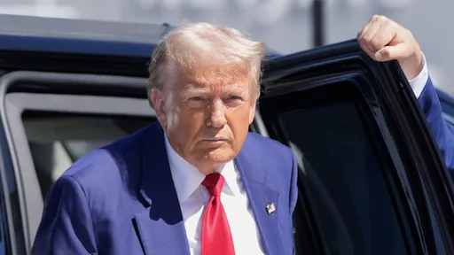 槍聲起川普再逃死劫!FBI指槍手埋伏高球場「企圖暗殺」已被捕