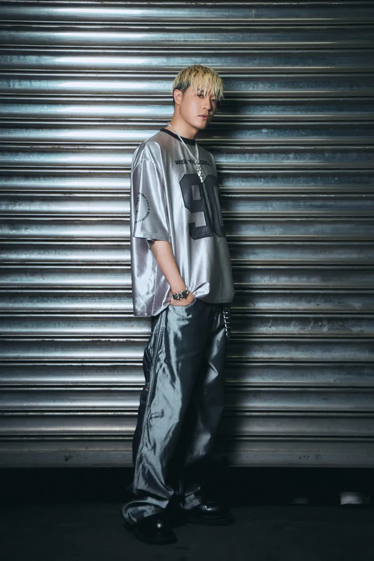 周湯豪昨快閃信義區夜店。環球音樂提供