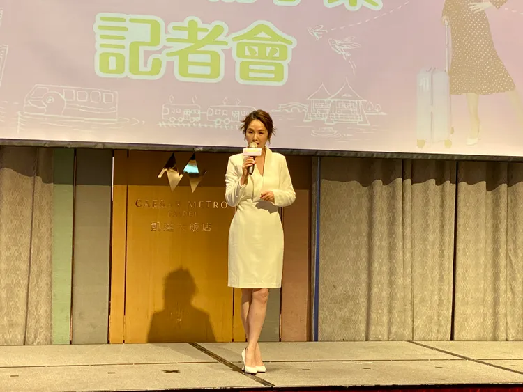 宜蘭麗翔酒店連鎖（礁溪館）千金也是藝人的張齡予主播，擔任菁鑽聯盟年度代言人。莊偉祺攝