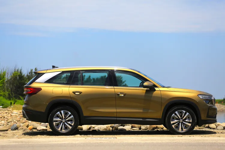 全新Kodiaq在相同的軸距基礎下將車身後懸加長，進一步擴充車內的乘坐及置物容積，強化使用機能性。林浩昇攝