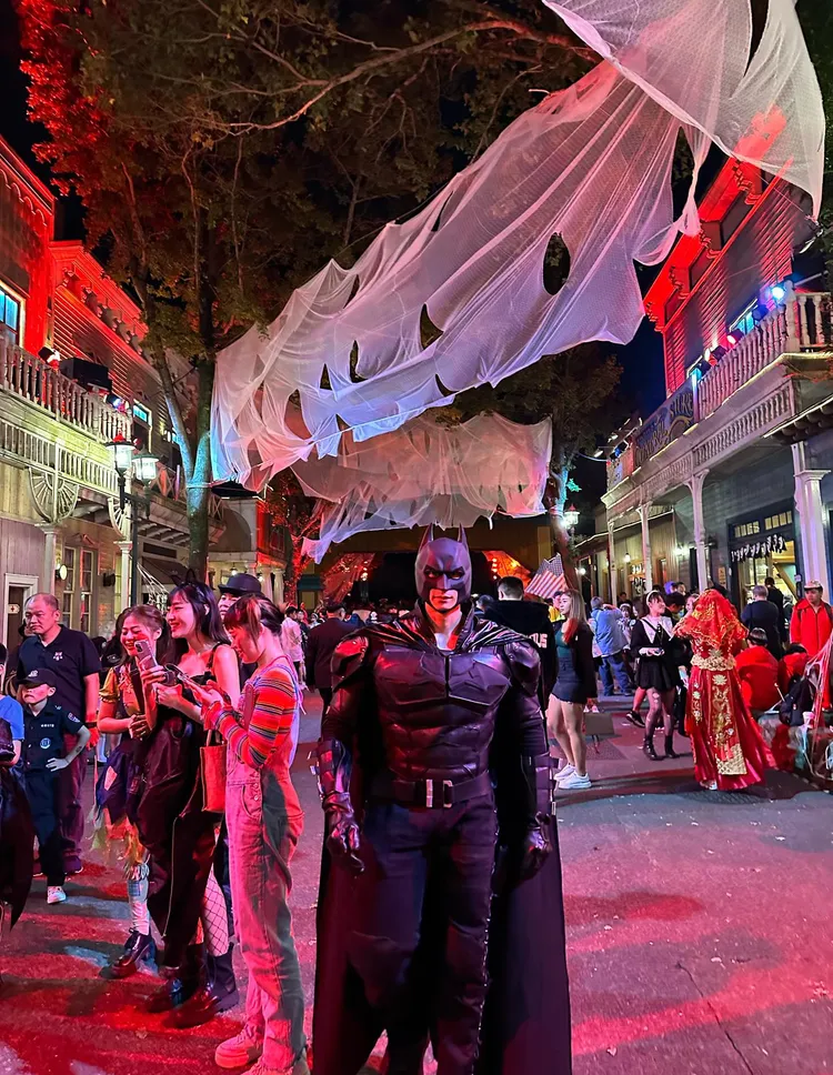 Rock近日參加天母萬聖節活動。巨壬藝術提供