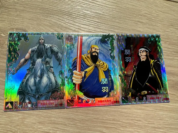 簡少年分享他有三國志大戰各種版本的關公。翻攝自簡少年threads