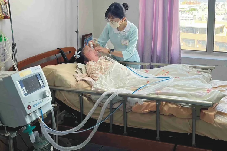車禍重傷昏迷的陳小妹轉送漢銘基督教醫院，前後住院搶救達251天，昨晚仍宣告不治。資料照片
