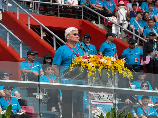 台积电运动会|魏哲家笑喊「这个位子等26年」 霸气喊发2万元奖金