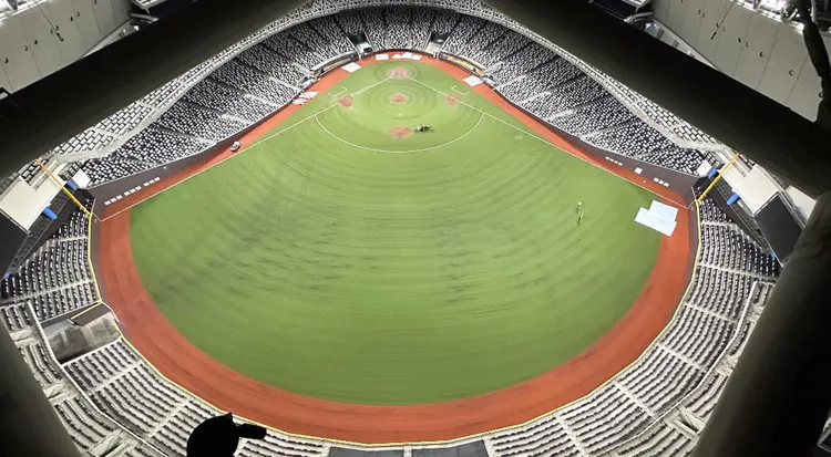 大巨蛋貓道視角也吸引粉絲詢問。翻攝自大巨蛋IG