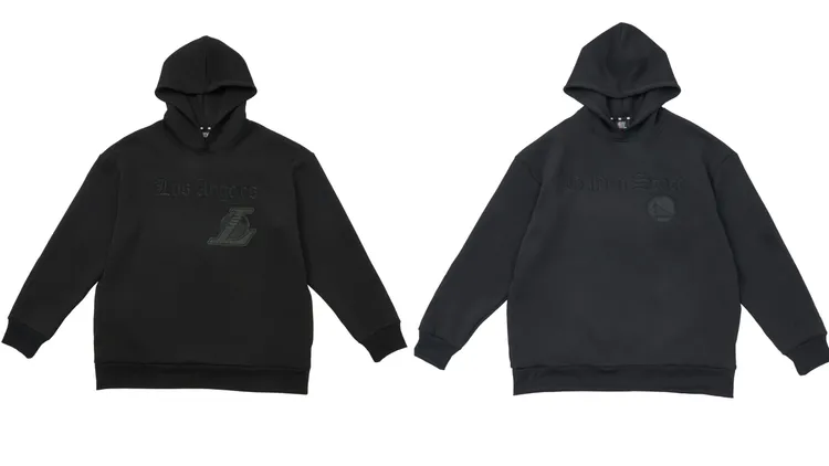 NBA 貼布繡帽T Lakers（左）、Warriors（右），各2490元。品牌提供