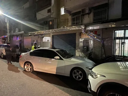 這款損友!通緝犯攜槍毒偷開友人車 連撞12車後落跑1天遭警逮