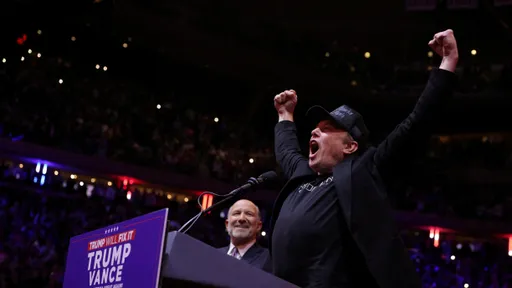 《華盛頓郵報》指控用J-1簽非法打工? 馬斯克反擊:拜登說謊我有合法!