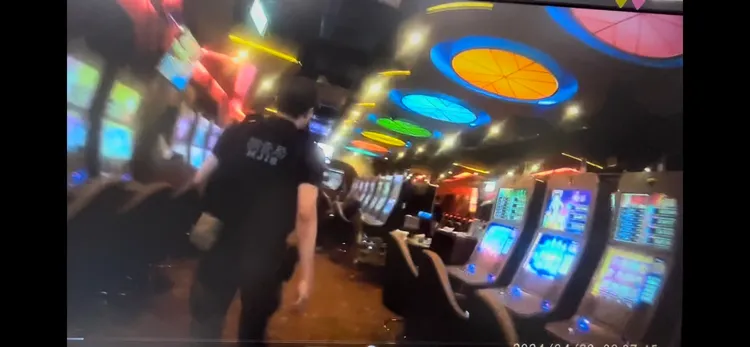 檢調搜索電動玩具場。新竹地檢署提供