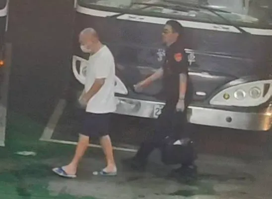 朱亞虎今天下午被提訊到北檢。張欽攝