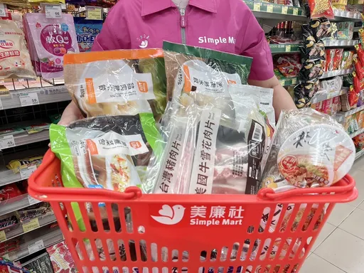 颱風2天「泡麵銷量」就多5成!超市提升備貨量、推買2送1