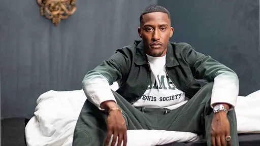 百萬網紅海外巡演　被控在飯店「掐頸性侵」20多歲女子