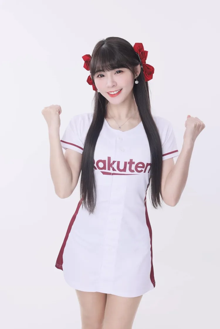 陸筱晴女孩時期宣傳照。樂天提供