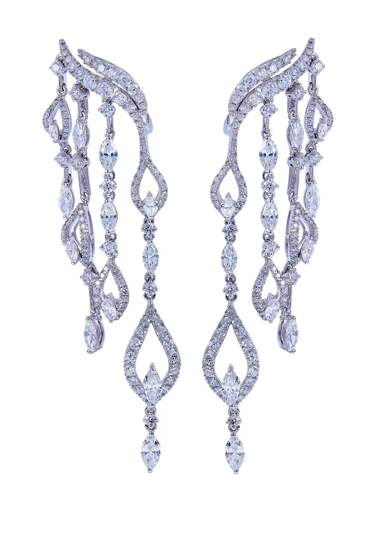 Marrakeeh馬拉喀什18K白金鑽石高級珠寶耳環，290萬元。品牌提供