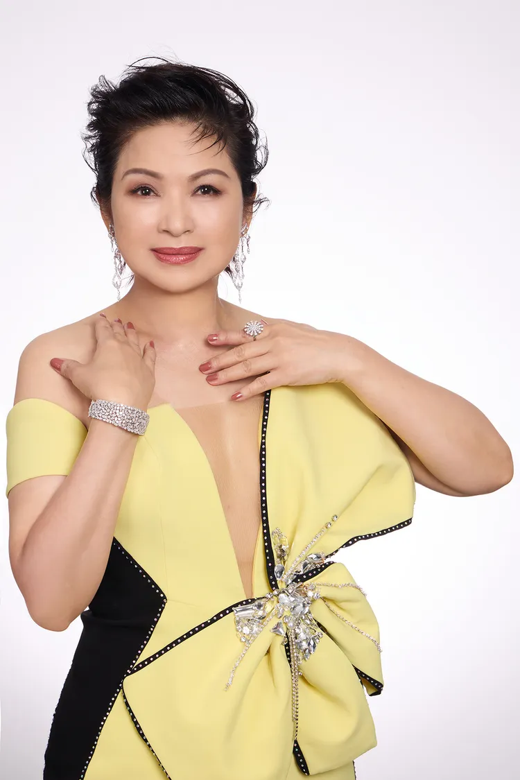 楊貴媚是新科金鐘視后。品牌提供