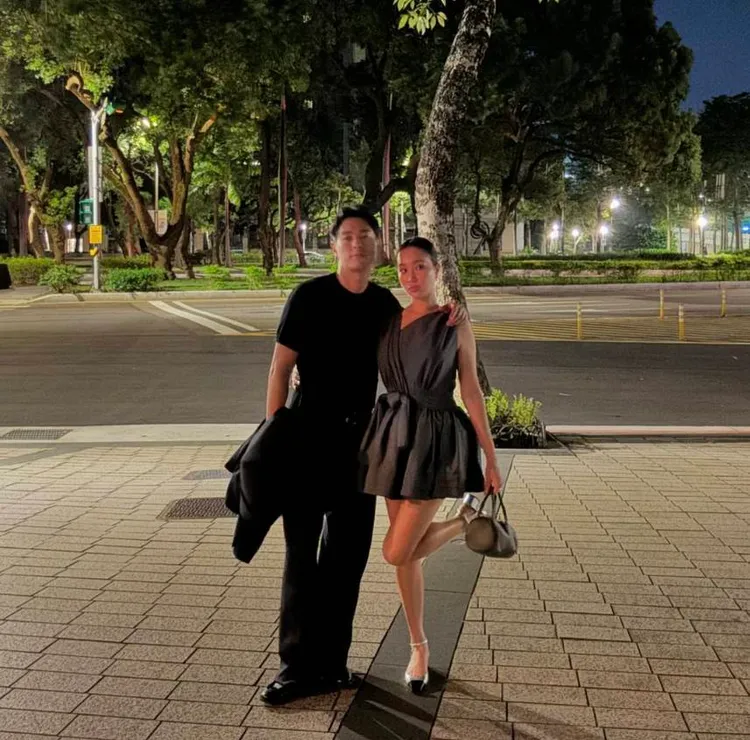 楊祐寧和老婆參加婚宴後甜蜜合照，兩人十分速配。摘自Melinda IG
