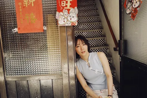 吉岡里帆神還原短髮眼鏡娘 「高雄小香港」拍新片