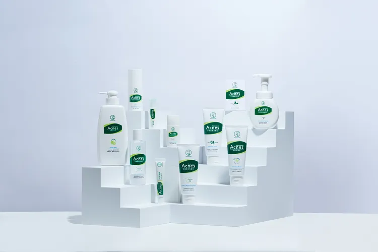 曼秀雷敦Acnes今年品牌進行全面升級，從清潔、日常保養、重點修護3面向帶來14款單品。品牌提供
