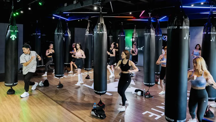DESCENTE與Nonstop Fitness Club推出免費拳擊訓練課程。品牌提供