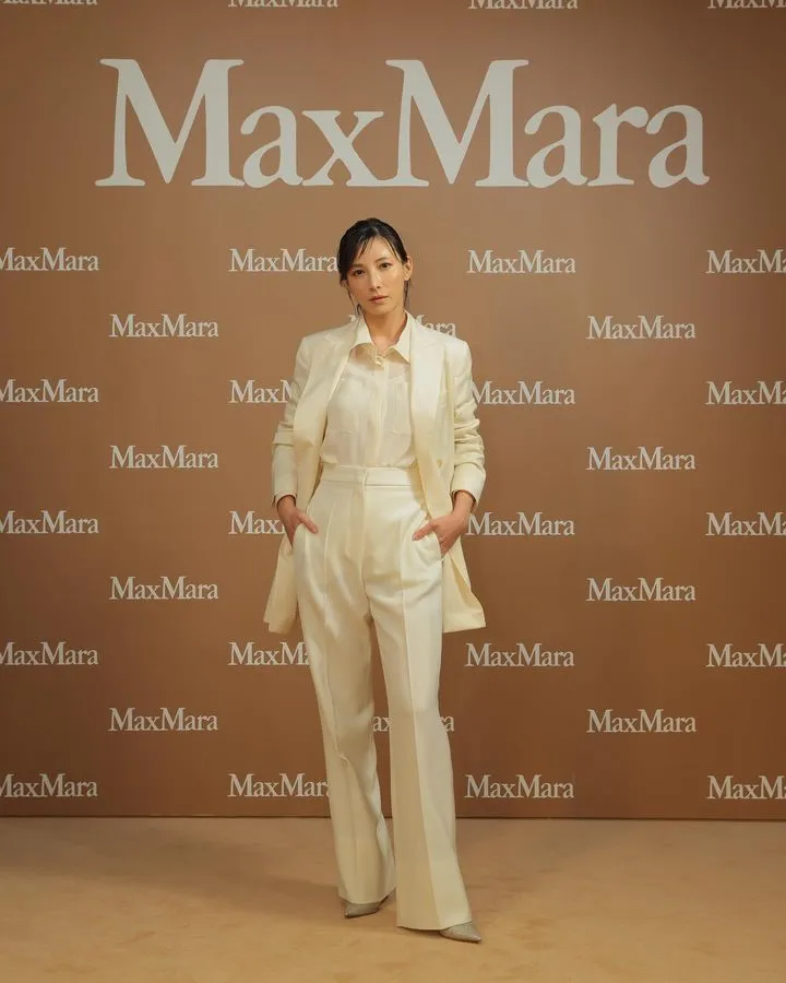 加藤愛昨出席時尚品牌Max Mara活動。翻攝ai_kato1212 IG
