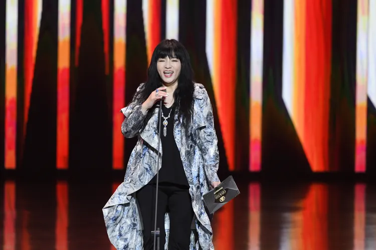 「電臺品牌行銷創新獎」、「創新研發應用獎」由唐綺陽擔任頒獎人。三立提供