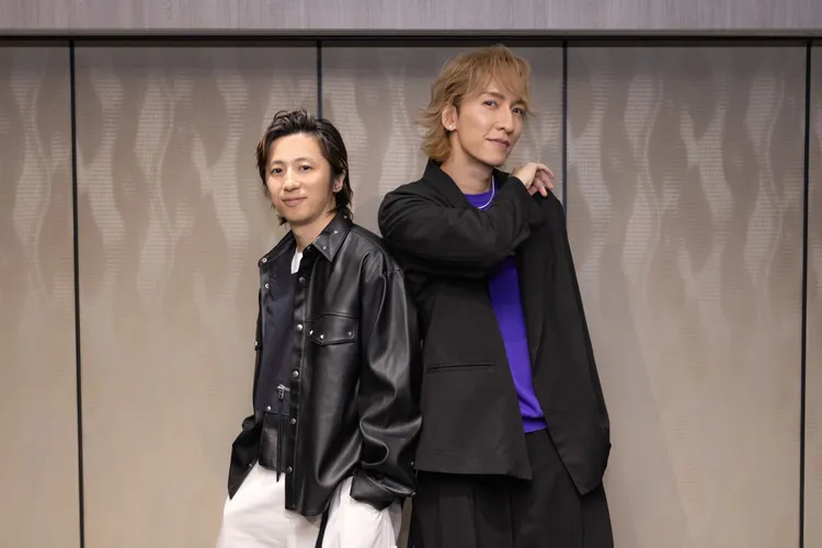 橘慶太（右）、千葉涼平得知有「初戀團」封號，日式驚呼「欸～」。G-MUSIC提供