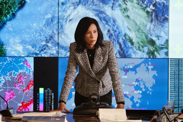 《焚城》莫文蔚劇照。華映娛樂提供