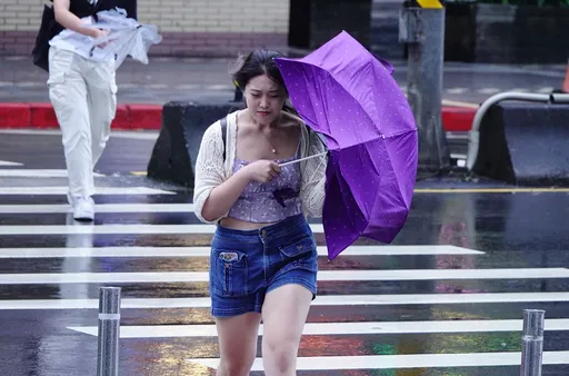 明起變天轉涼！首波東北季風來了　降雨熱區曝