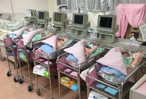 產房好忙!屏基生機勃勃 4名國慶寶寶報到舉國同慶