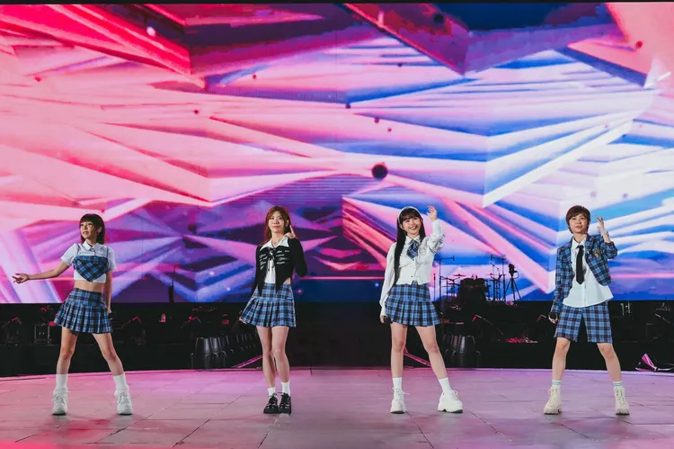 由溫妮 WINNI、小魏魏嘉瑩、琳誼 Ring、小V郁采真所組成的「BOOM！怪物星人」擔任最後一場的開場嘉賓。相信音樂提供