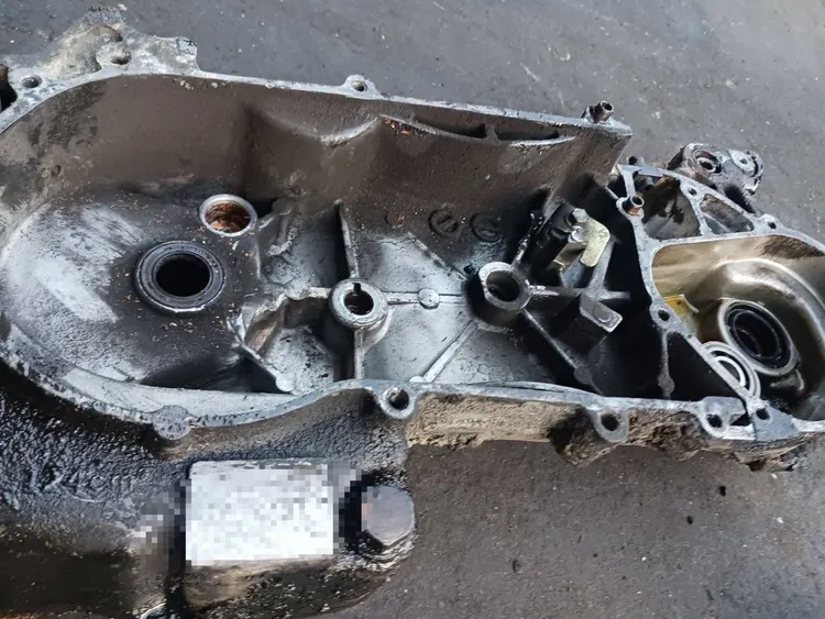 警方及報案人找到機車時，已被拆解剩下部分零件。民眾提供