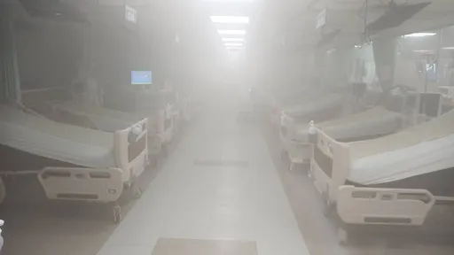 基隆長庚醫院驚傳火警！13樓突竄陣陣白煙　緊急疏散126人