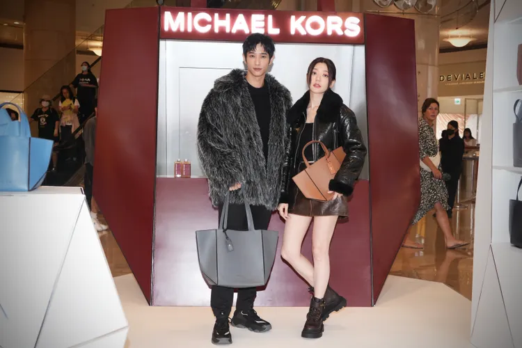 劉以豪（左）、郭雪芙（右）出席MICHAEL KORS快閃店活動。彭欣偉攝