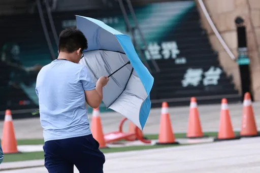 山陀兒威力強 高屏頻現14級以上強陣風