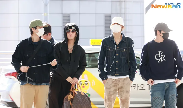 NCT 127睽違5年合體來台。翻攝Newsen YouTube