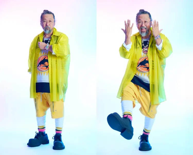 當代藝術大師村上隆為與宇舶合作的MP-15村上隆陀飛輪藍寶石彩虹腕錶拍攝形象照。品牌提供