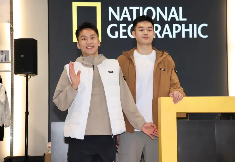 李洋（左）、王齊麟（右）以大地色系搭出情侶裝。莊宗達攝