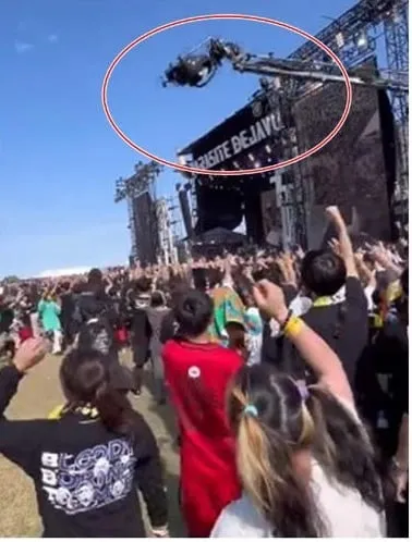 Coldrain演唱時，搖臂攝影機突然掉落，砸傷5位粉絲。翻攝X