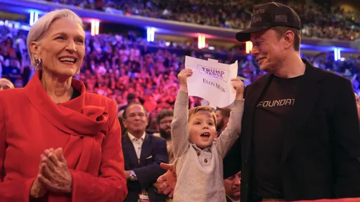 美國大選衝刺|砸42.35億元!馬斯克ALL IN 川普 一家三代現身力挺撩下去