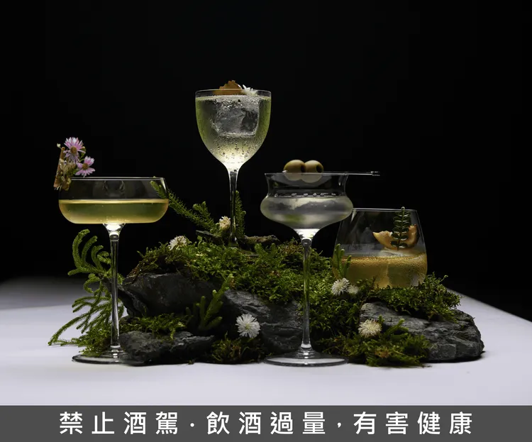 Ochre全新酒單上線 以「草、木、花、果」為主題勾勒體驗式品酒美學。業者提供