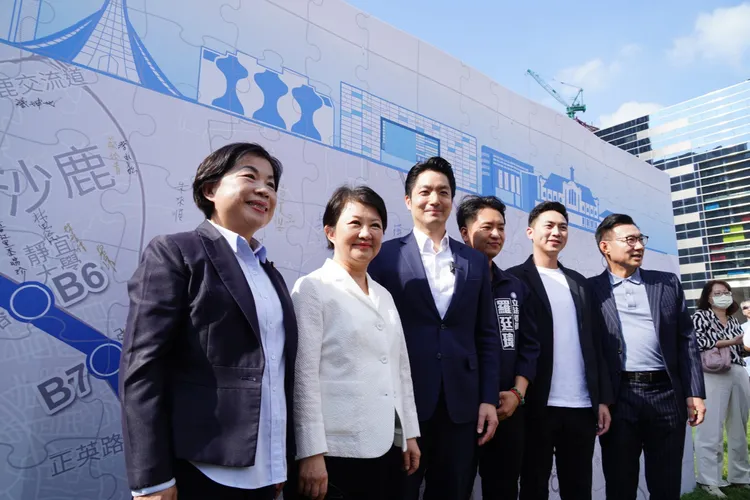 台北、台中共同簽署捷運藍線MOU。北市府提供 