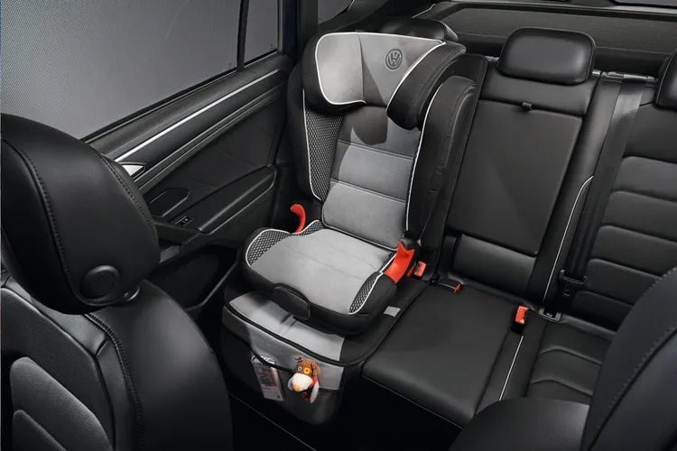 台灣福斯汽車原廠精品配件線上商城上百種德國原廠好物以及全車系車用配件，讓所有Volkswagen愛好者可依個人需求在網路上恣意選購。業者提供