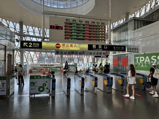 南、北迴線全停駛!台鐵今颱風影響列車一次看 西部幹線僅部分行駛