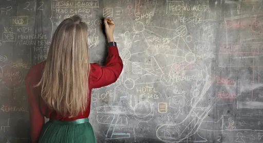 女老師迷戀8+9學生「我會等你3年」　律師驚呼一舉動：太大膽