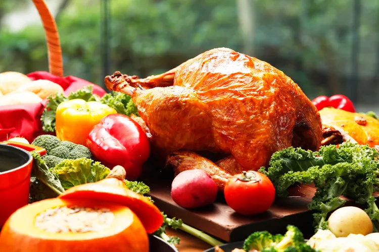 台北萬豪酒店經典火雞禮籃。業者提供