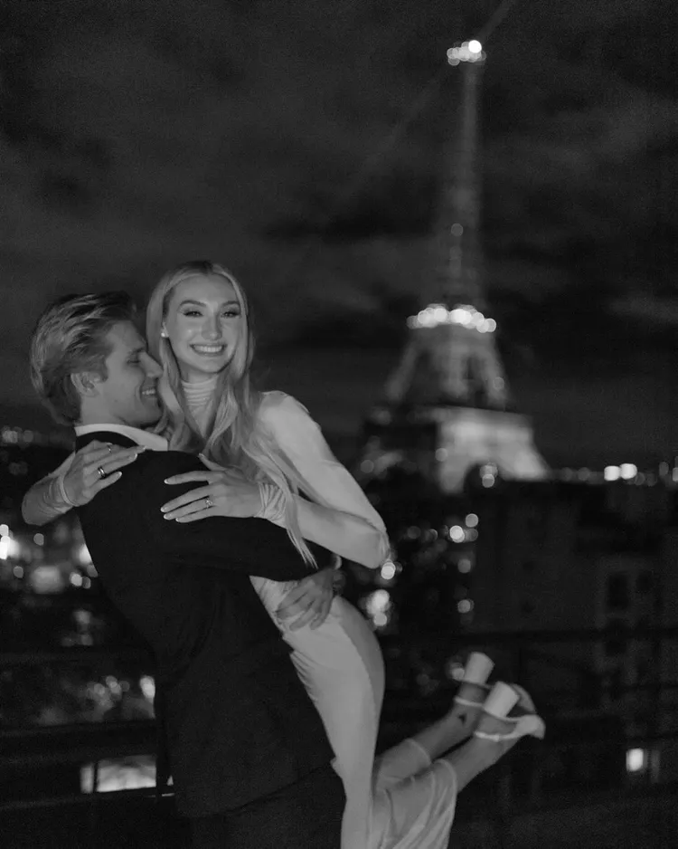 布琳克接受男友浪漫結婚。   翻攝 cameronbrink22  IG