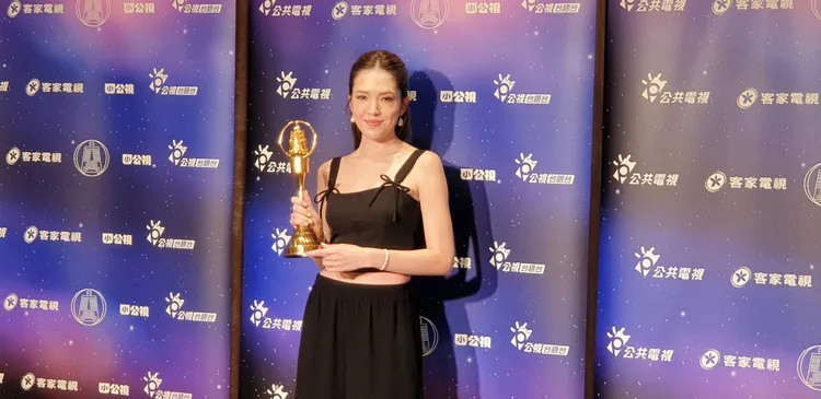 許瑋甯獲迷你劇視后，笑說老公邱澤比她還開心。張瑞振攝